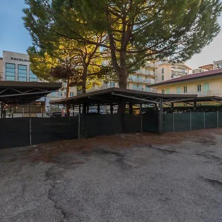 Mauro בית נופש *